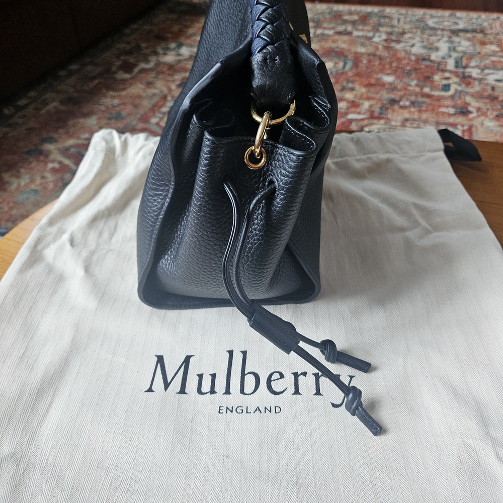 Mulberry Black Leather Shoulder Bag with Gold Hardware - Picture 6 of 10